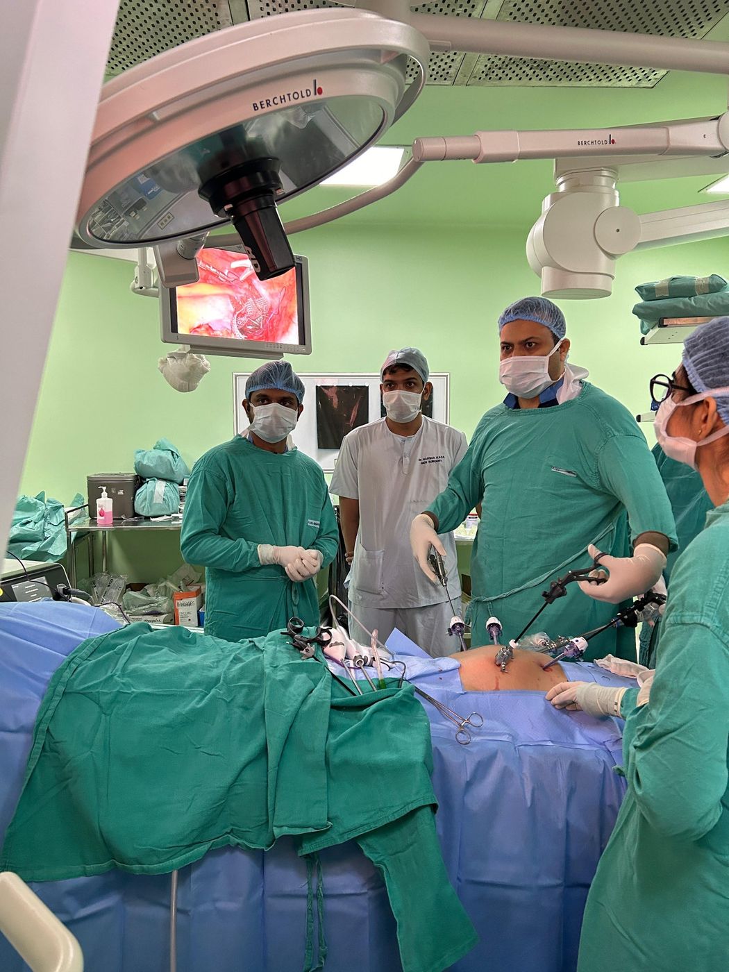 Operation theatre team Dr. Vikeerna Bharti Ranchi